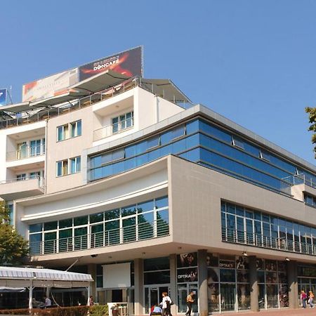 Hotel Turist Kraljevo Bagian luar foto